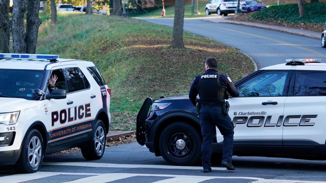 Xả súng khiến 3 cầu thủ thiệt mạng tại Đại học Virginia, nghi phạm đã bị bắt giữ - Ảnh 2.