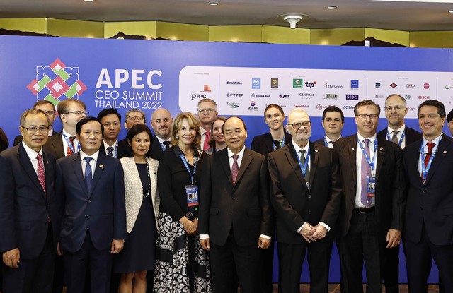 Chủ tịch nước Nguyễn Xuân Phúc dự tọa đàm cấp cao với Liên minh Doanh nghiệp Hoa Kỳ - APEC - Ảnh 3.
