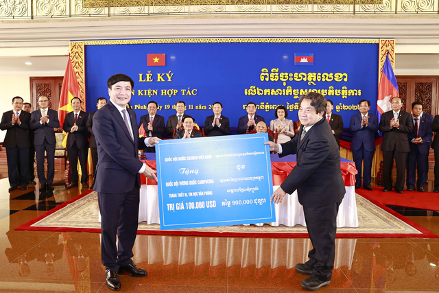 Thúc đẩy quan hệ hợp tác và đối tác giữa Quốc hội Việt Nam và Campuchia - Ảnh 1.