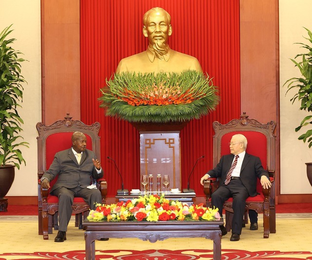 Tổng Bí thư Nguyễn Phú Trọng tiếp Tổng thống Uganda - Ảnh 2.