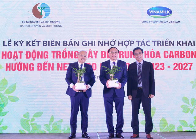 Góp phần cùng chính phủ thực hiện mục tiêu Net Zero 2050, Vinamilk tiếp tục hành trình trồng cây xanh - Ảnh 5.