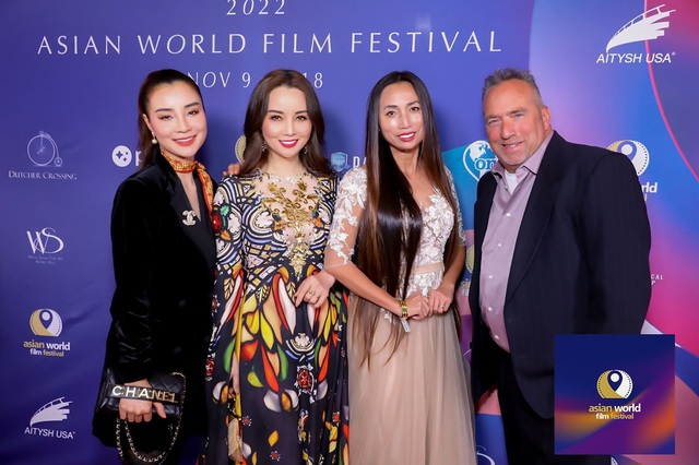 Sao Việt tại lễ bế mạc Liên hoan phim thế giới châu Á: Mai Thu Huyền thanh lịch, tinh tế với áo dài - Ảnh 3.
