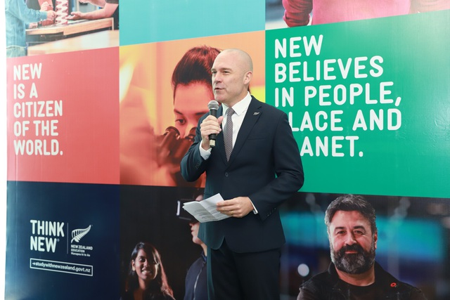 Gần 1.000 phụ huynh, học sinh tham gia Triển lãm Giáo dục New Zealand 2022 - Ảnh 3.