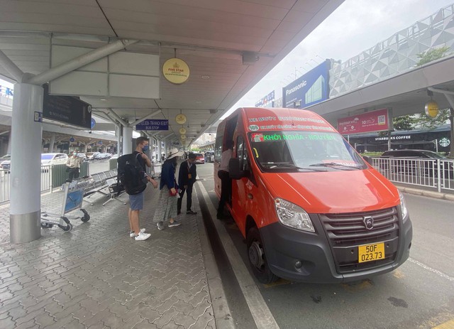 Sắp có thêm nhiều tuyến bus phục vụ hành khách tại Sân bay Tân Sơn Nhất  - Ảnh 2.