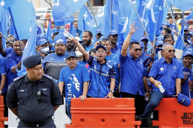 Malaysia khởi động chiến dịch vận động tranh cử - Ảnh 1.