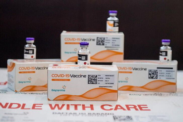 Indonesia phê chuẩn vaccine ngừa COVID-19 nội địa - Ảnh 1.