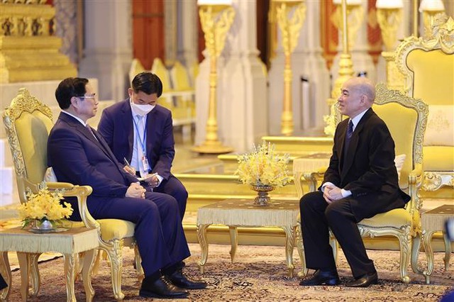 Thủ tướng Phạm Minh Chính đến chào Quốc vương Campuchia Norodom Sihamoni - Ảnh 4.