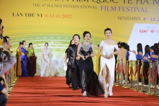 Hoa hậu Đỗ Thị Hà đọ sắc cùng dàn mỹ nhân tại lễ Khai mạc HANIFF VI - Ảnh 5.