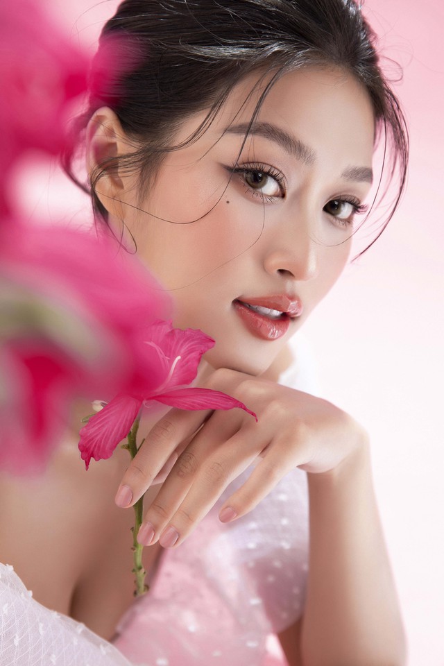 Miss Grand Vietnam Đoàn Thiên Ân khoe vẻ đẹp trong veo - Ảnh 10.