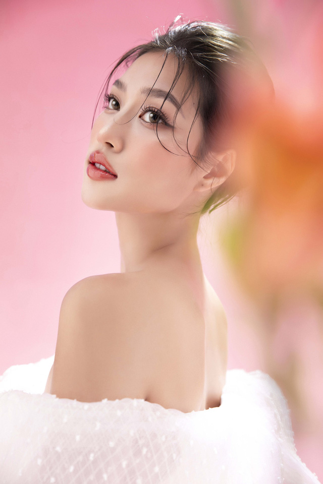 Miss Grand Vietnam Đoàn Thiên Ân khoe vẻ đẹp trong veo - Ảnh 8.