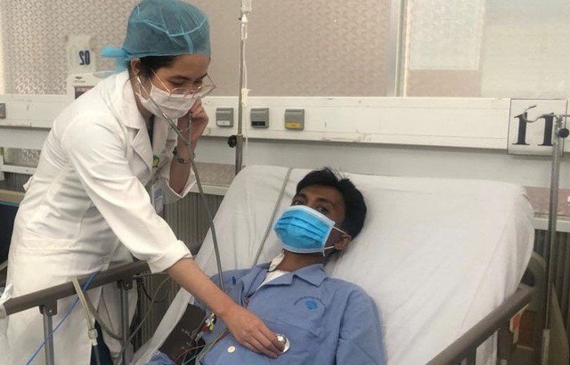 Mắc u nhầy nhĩ trái nguy kịch, nam bệnh nhân người Campuchia được bác sĩ Việt Nam cứu sống - Ảnh 1.