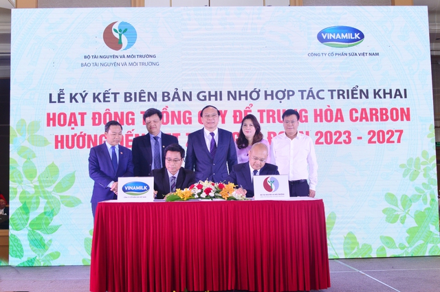 Vinamilk 7 năm liền vào top 10 doanh nghiệp bền vững Việt Nam - Ảnh 6.