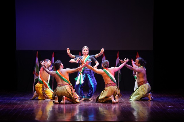 Đặc sắc đêm diễn Múa cổ điển Ấn Độ - Ảnh 7.