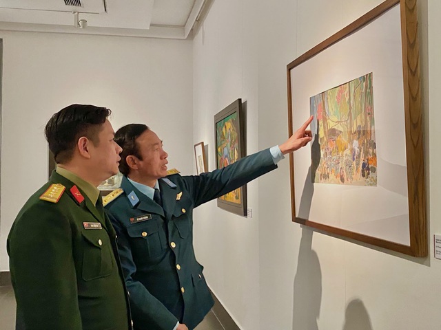 Triển lãm Tình quân dân nhân dịp kỷ niệm 78 năm Ngày thành lập Quân đội nhân dân Việt Nam  - Ảnh 15.