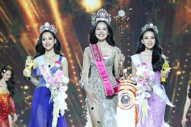 Trọn vẹn phần thi nổi trội đưa Thanh Thủy đăng quang Hoa hậu Việt Nam 2022 - Ảnh 11.