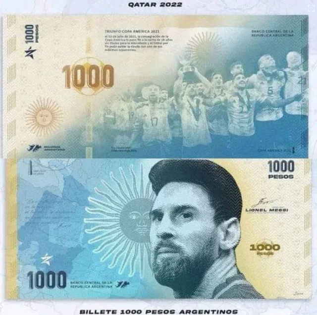 Messi, tiền giấy, Argentina: Hình ảnh Messi cầm trên tay tấn phong tiền giấy của Argentina sẽ khiến bạn cảm thấy phấn khích. Bạn sẽ chiêm ngưỡng được sự kiêu hãnh và niềm tự hào của đội tuyển Argentina trên khắp thế giới.