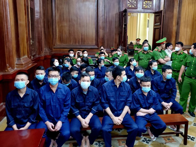 Bắt đầu tuyên án Nguyễn Thái Luyện và 22 bị cáo vụ án Alibaba - Ảnh 1.