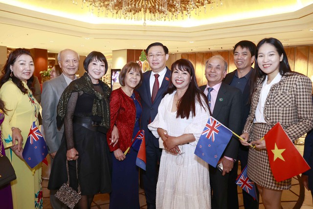 Chủ tịch Quốc hội Vương Đình Huệ bắt đầu thăm chính thức New Zealand - Ảnh 1.