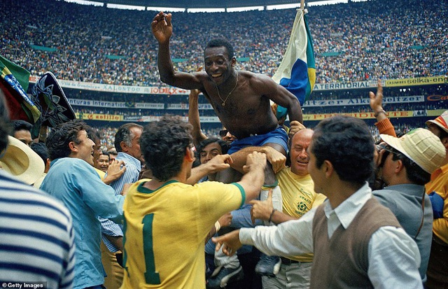 Cuộc đời đáng nhớ của Vua bóng đá Pele qua những bức ảnh - Ảnh 4.