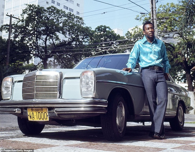 Cuộc đời đáng nhớ của Vua bóng đá Pele qua những bức ảnh - Ảnh 3.