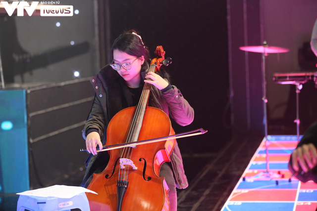Nhạc trưởng Đồng Quang Vinh và sự giao thoa âm nhạc giữa Việt Nam - quốc tế tại VTV Awards 2022 - Ảnh 4.