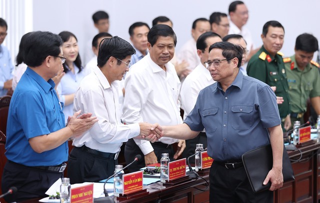 Thủ tướng Phạm Minh Chính: Bạc Liêu thực hiện phát triển xanh, phát triển nhanh, bền vững - Ảnh 1.