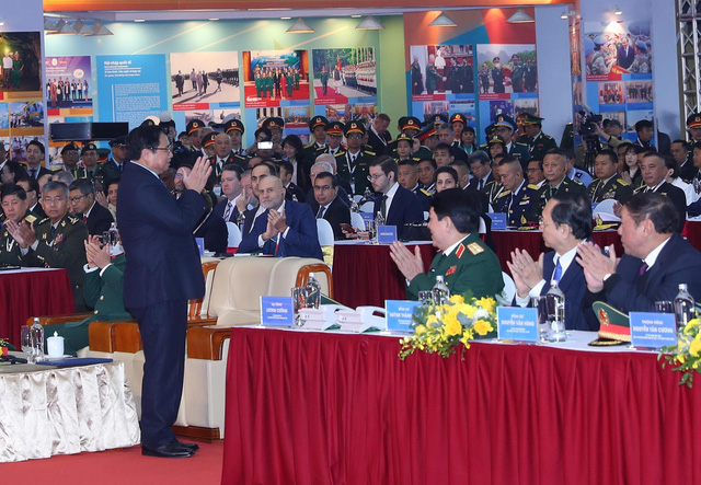 Chùm ảnh: Thủ tướng dự lễ khai mạc Triển lãm Quốc phòng quốc tế Việt Nam 2022 - Ảnh 15.