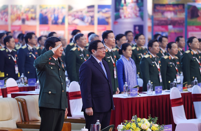 Chùm ảnh: Thủ tướng dự lễ khai mạc Triển lãm Quốc phòng quốc tế Việt Nam 2022 - Ảnh 6.