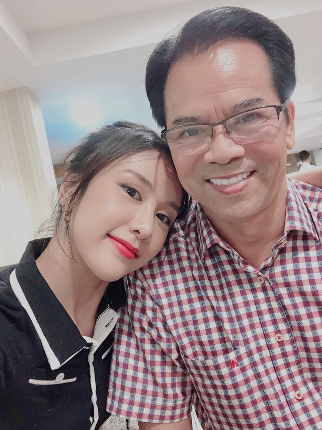 Jenna Anh Phương - cô con gái khó ưa của MC Tuấn Tú trong phim mới - Ảnh 1.