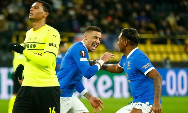 Dortmund bất ngờ thảm bại tại Europa League - Ảnh 1.