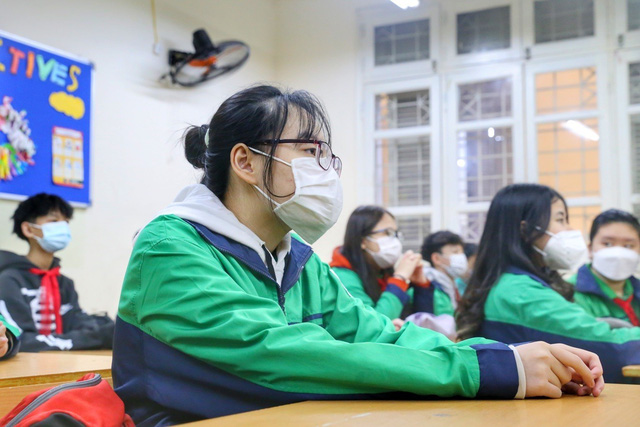 Học sinh khối 7 đến 12 tại Hà Nội được đi học trực tiếp - Ảnh 13.