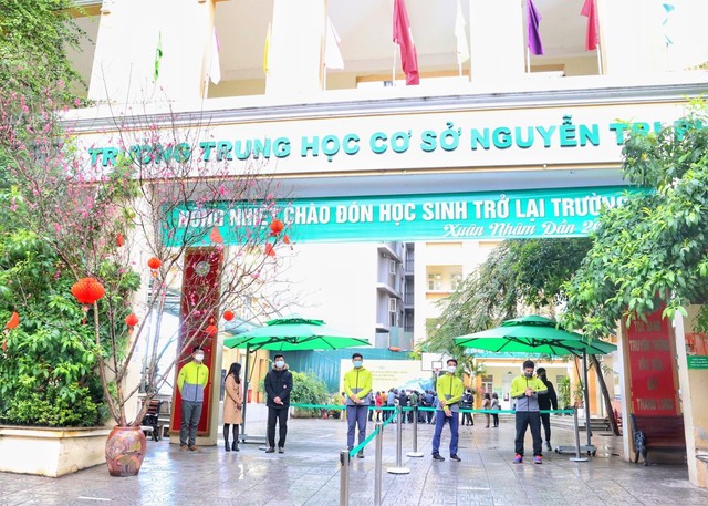 Học sinh khối 7 đến 12 tại Hà Nội được đi học trực tiếp - Ảnh 9.