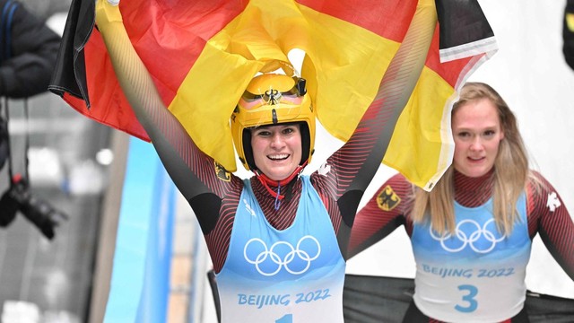 Điểm nhấn ngày thi đấu thứ 4 Olympic mùa đông Bắc Kinh 2022: Ấn tượng Natalie Geisenberger - Ảnh 2.