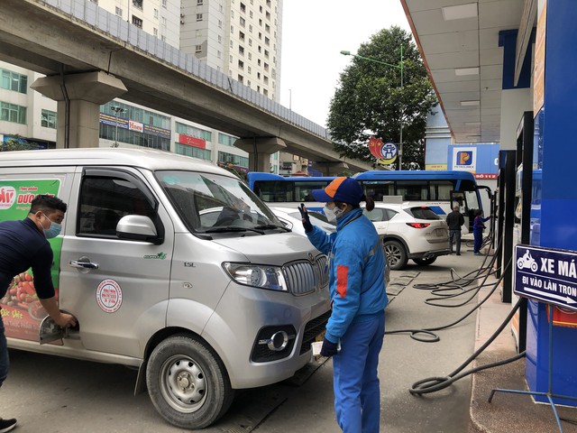 Hà Nội: Không có tình trạng đóng cửa ngừng bán xăng dầu do thiếu hàng - Ảnh 2.