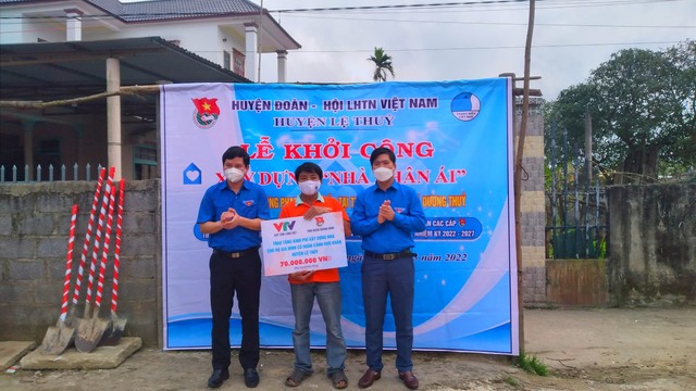 Quỹ Tấm lòng Việt tiếp tục khởi công xây dựng nhà ở mới cho 3 hộ gia đình tại huyện Lệ Thuỷ tỉnh Quảng Bình - Ảnh 1.
