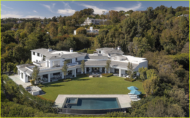 Jennifer Lopez và Ben Affleck sẽ sống trong ngôi nhà có 10 phòng ngủ và 17 phòng tắm - Ảnh 4.