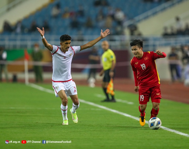 ĐT Việt Nam thể hiện nỗ lực đáng khen dù không giành điểm trước Oman - Ảnh 4.