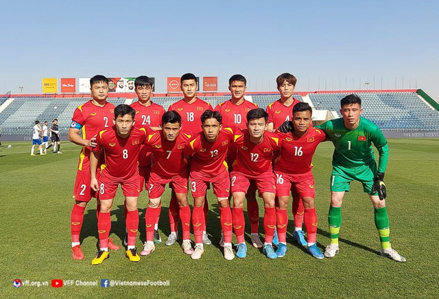 U23 Vietnam team lost to U23 Uzbekistan 0-1 in the final match at the 2022 Dubai Cup - Photo 2.