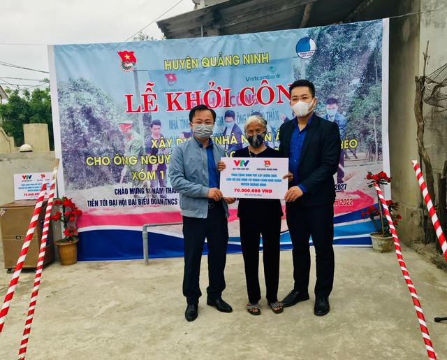 Quỹ Tấm lòng Việt khởi công xây dựng nhà ở cho hai hộ gia đình bị ảnh hưởng bão lũ tại tỉnh Quảng Bình - Ảnh 1.