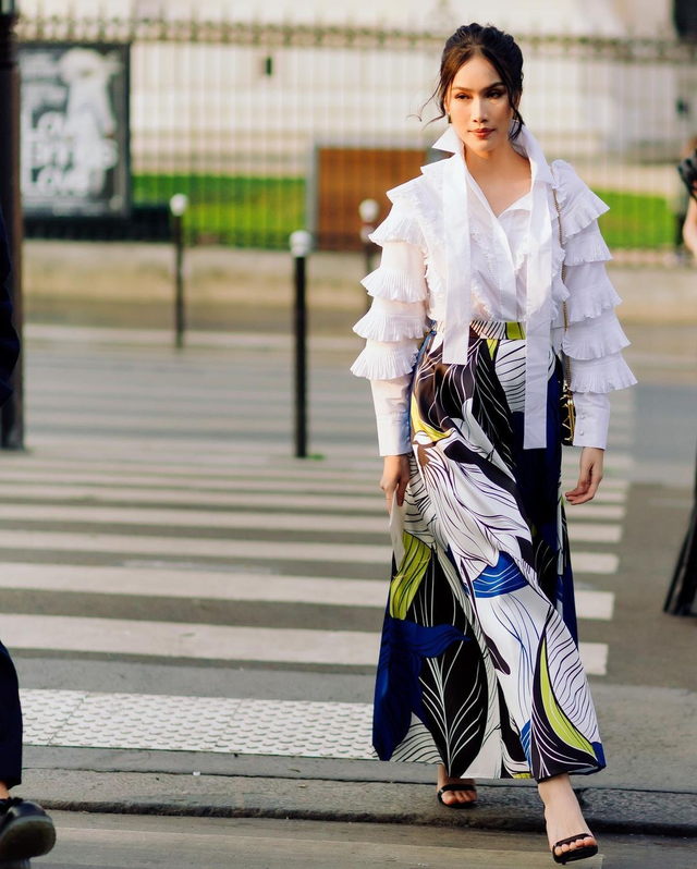 Hoa hậu Lương Thuỳ Linh, Á hậu Phương Anh “lên đồ” dự Paris Fashion Week - Ảnh 5.