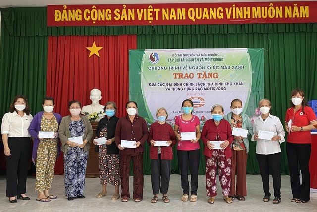 Him Lam Land joins hands to protect the environment and support policy families in Con Dao - Photo 1.