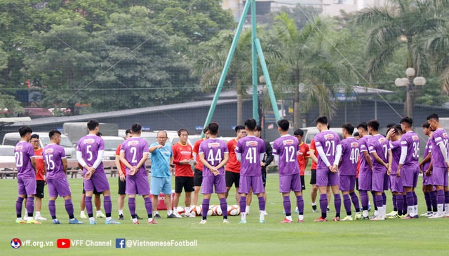Nguyên Hoàng lỡ hẹn vì chấn thương, U23 Việt Nam bổ sung 3 cầu thủ - Ảnh 4.