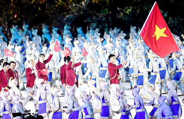 10 typical athletes of Vietnamese sports carry the torch at the 31st SEA Games - Photo 2.