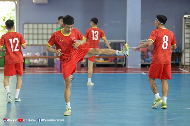Vietnam futsal team entered a new rotation, towards the goal of SEA Games 31 - Photo 1.