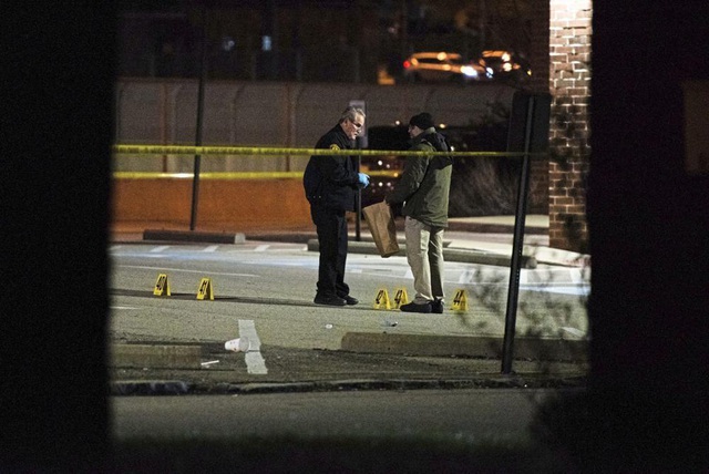 Mỹ: Xả súng hàng loạt ở Pittsburgh khiến 2 người thiệt mạng, nhiều người bị thương - Ảnh 1.