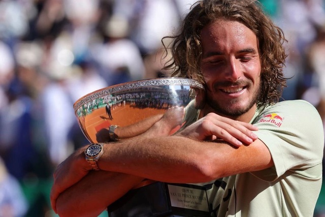 Tsitsipas successfully defended the Monte Carlo Masters championship - Photo 3.