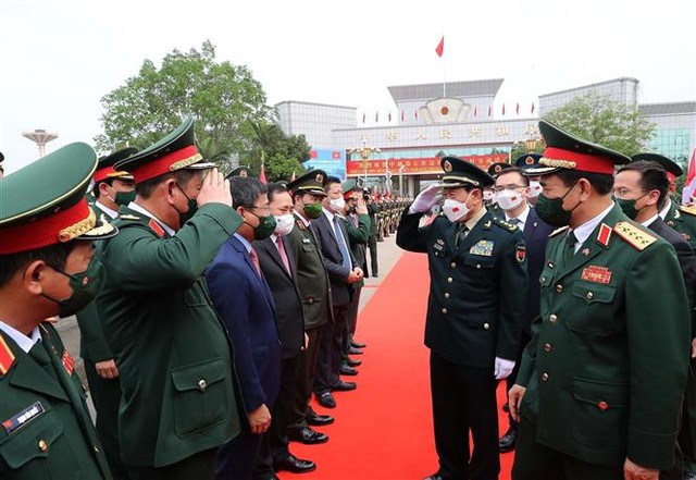 Hợp tác xây dựng đường biên giới Việt Nam - Trung Quốc hòa bình, hữu nghị, ổn định, phát triển - Ảnh 4.