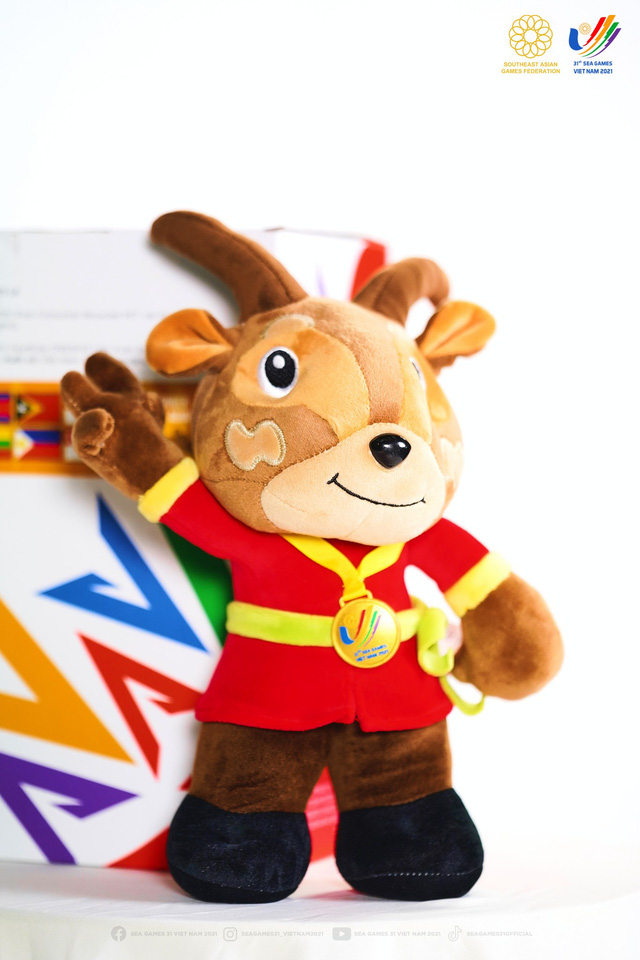 PHOTO: Sao La - the SEA Games 31 mascot launches the stuffed animal version - Photo 6.