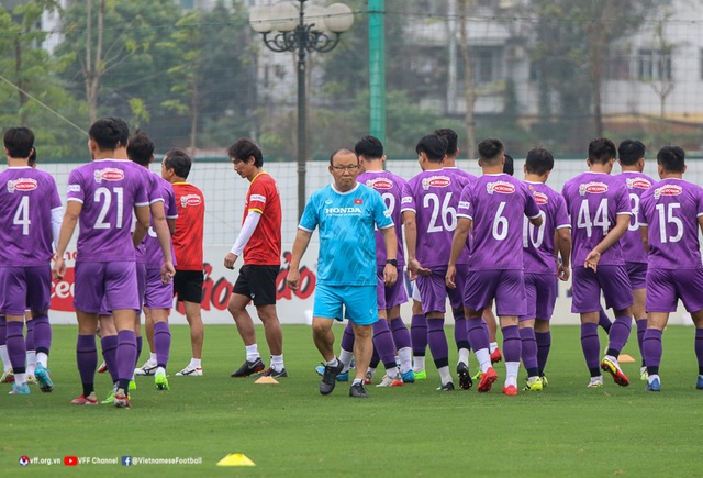 U23 Việt Nam trở lại sân tập, tập trung cao độ cho cho SEA Games 31 - Ảnh 1.