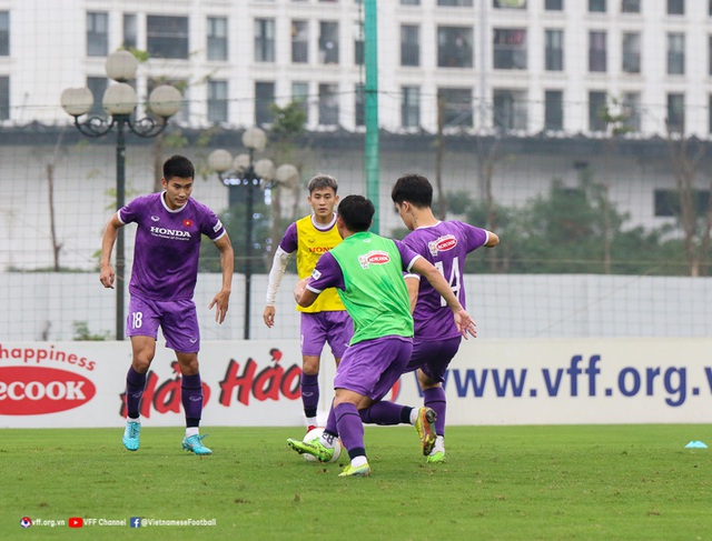 U23 Việt Nam trở lại sân tập, tập trung cao độ cho cho SEA Games 31 - Ảnh 17.